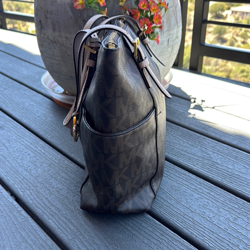 Michael Kors Black and Tan Signature Tote - Picture 4 of 9
